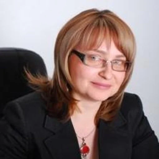 Portrait of Prof. dr. Erika Marin